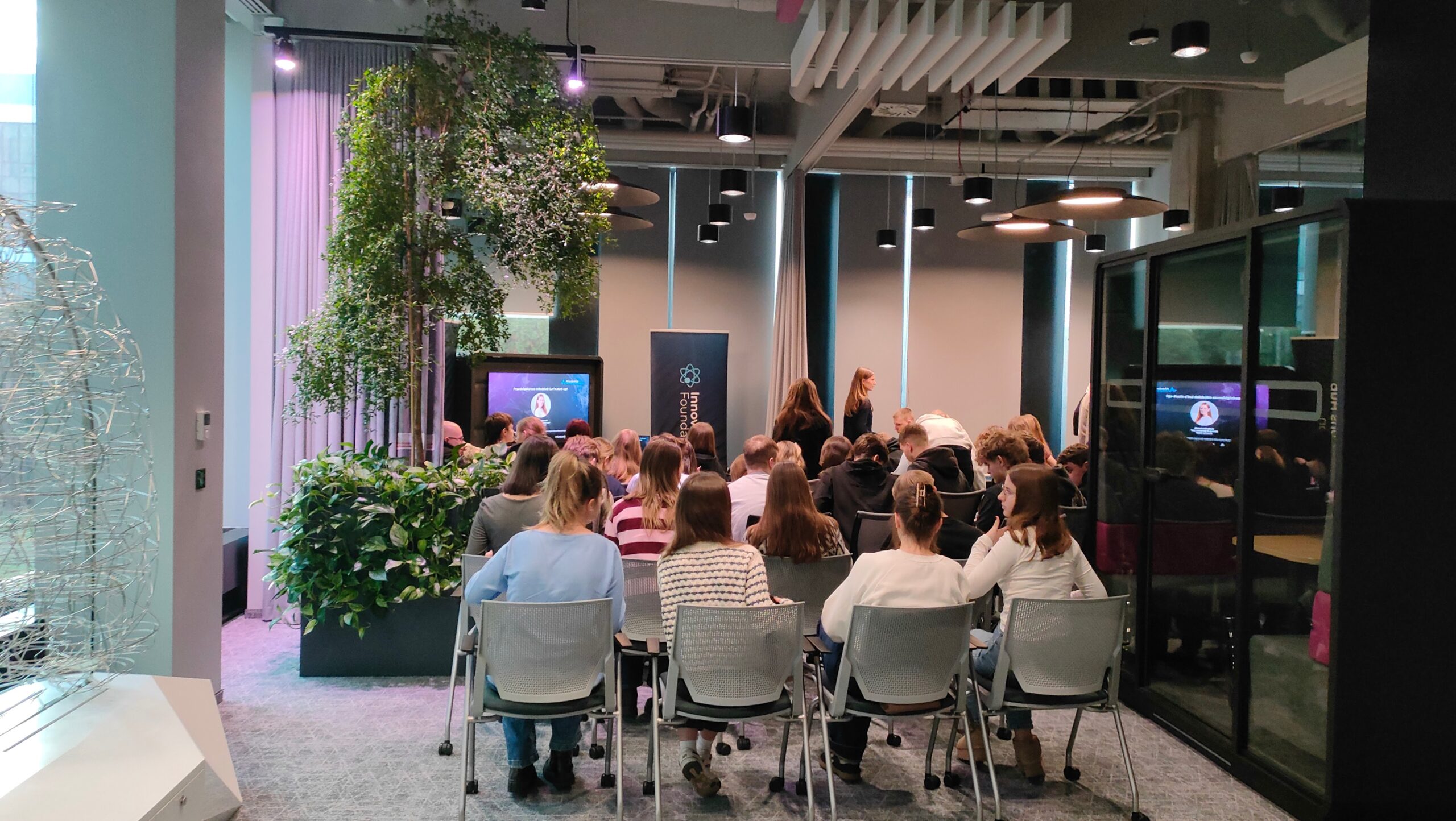 Warsztaty z cyklu „Przedsiębiorcza młodzież – let’s start-up!”